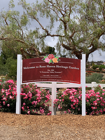 Rose Garden Welcome Sign